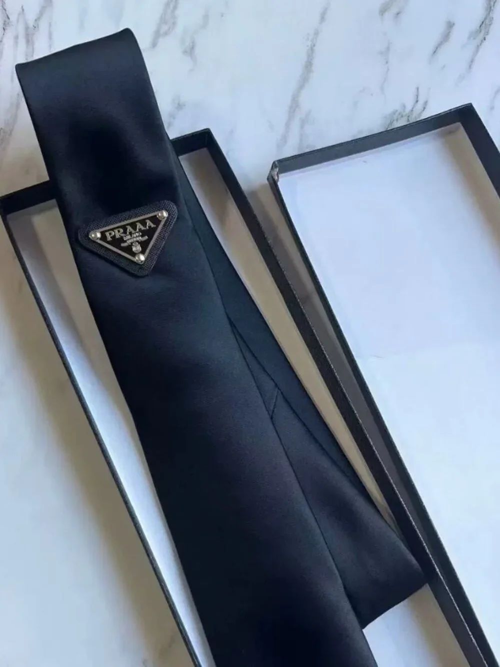 🟦 Prada tie blue💙unisex comes with a gift box